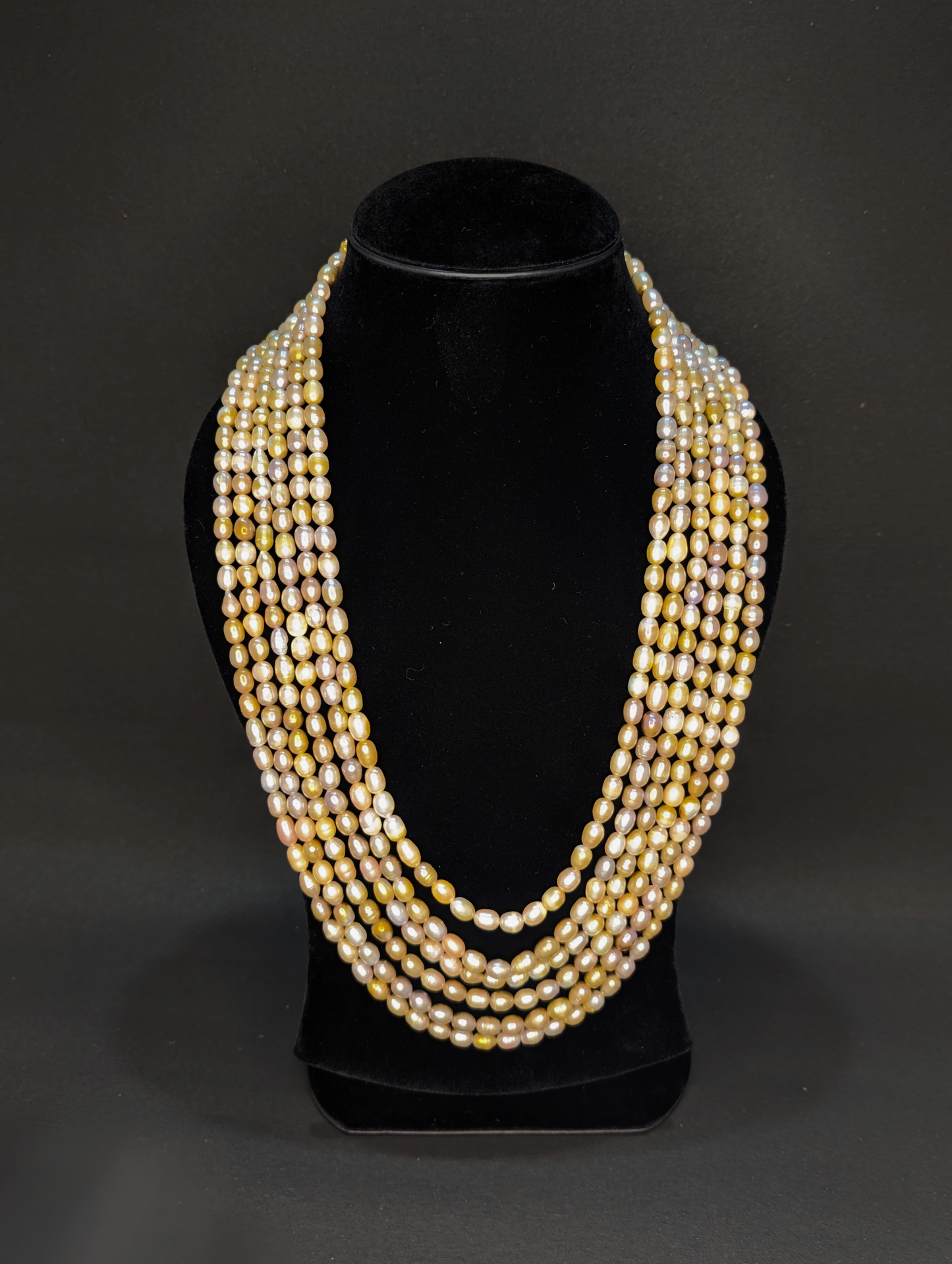 Chic Pearl Lines